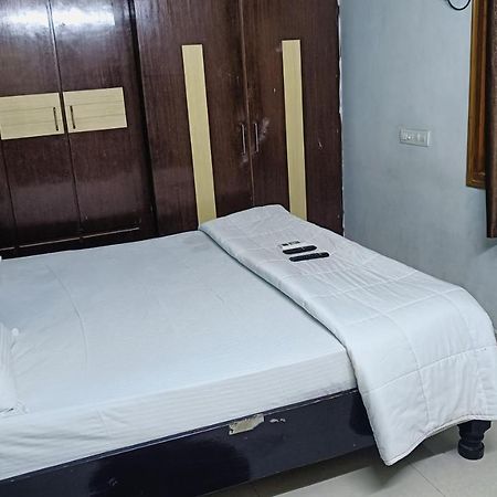 Gratifiedhomestay Visakhapatnam Exterior foto